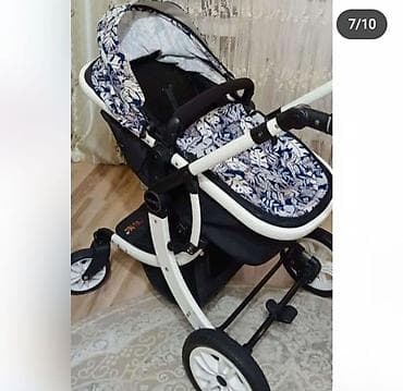 Детский транспорт: Коляска, цвет - Белый, Б/у — 1