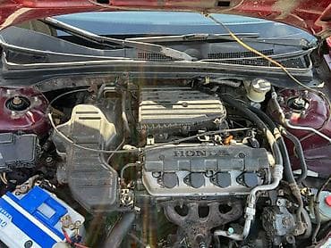 step vagon: Honda Civic: 2001 г., 1.6 л, Автомат, Бензин — 10