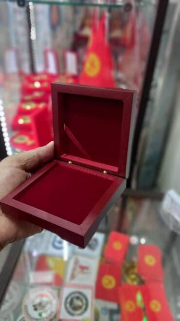 изумруд золото: ✅ фУТЛЯРЫ для наградной продукции и наручных часов ✅ Под красное — 17