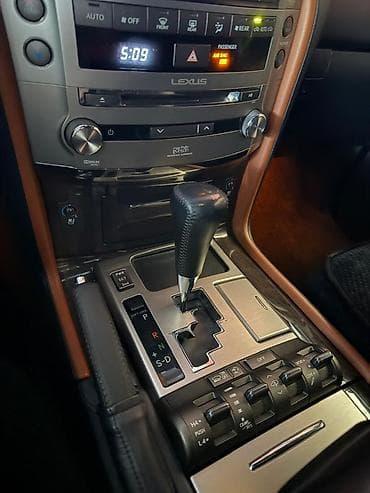 Транспорт: Lexus LX: 2015 г., 5.7 л, Автомат, Бензин, Внедорожник — 4