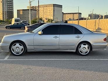 Продажа авто: Mercedes-Benz E-Class: 1999 г., 4.3 л, Автомат, Бензин, Седан — 3