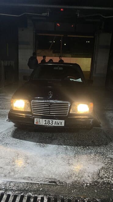 Mercedes-Benz W124: 1995 г., 2.2 л, Механика, Бензиновая, Седан