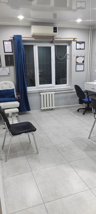 бишкек квартира долгосрочное: Сдаю Кабинет в салоне, 67 м², Для бровиста, Для визажиста, Для лешмейкера — 2