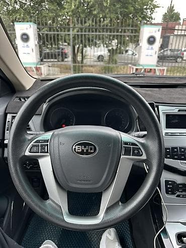 дорого: BYD E5: 2019 г., Автомат, Электромобиль, Седан — 9