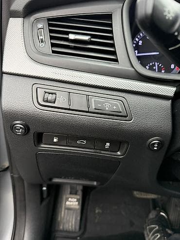 infinity fx: Hyundai Sonata: 2019 г., Автомат, Газ, Седан — 9