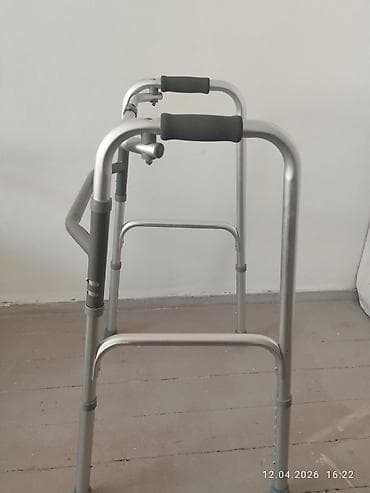 делаю справки: Ходунки для взрослых/реабилитационные, складные - Материал: легкий — 3