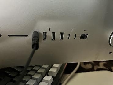 macbook pro 15 2017: Компьютер, ядер - 2, ОЗУ 8 ГБ, Для работы, учебы, Б/у, Intel Core i5, Встроенная видеокарта — 3
