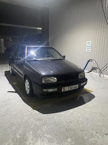 work kiwami: Volkswagen Golf: 1994 г., 1.6 л, Механика, Бензин, Хэтчбэк — 2