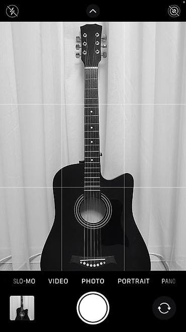 Гитары: 🎸 Продаю акустическую гитару 38 размера. Продаю красивую чёрную — 2