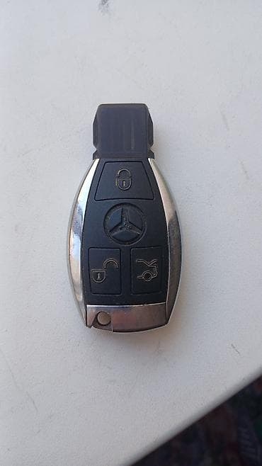 спойлер на инспаер: Ключ Mercedes-Benz 2002 г., Б/у, Оригинал, США — 1