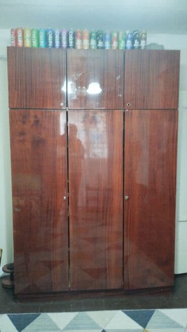 шкаф советское: Шифоньер, Б/у, Прямой, цвет - Коричневый, ЛДСП — 1