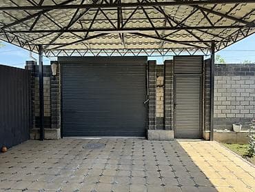 Продажа домов: Двухэтажный частный дом с закрытой территорией и капитальным забором — 8