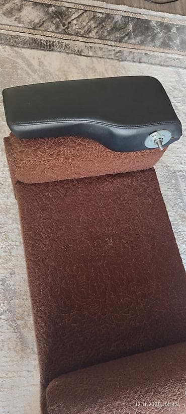 es lexus: Подлокотник Lexus, цвет - Черный, Самовывоз — 4