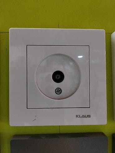 led matrix panel: Розетка, Klaus, Встроенные, 1 гнездо — 1