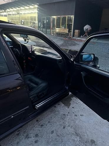 барта: BMW 5 series: 1992 г., 2.3 л, Механика, Бензин, Седан — 5