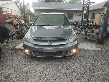 spark 2020: Honda Stream: 2004 г. — 1