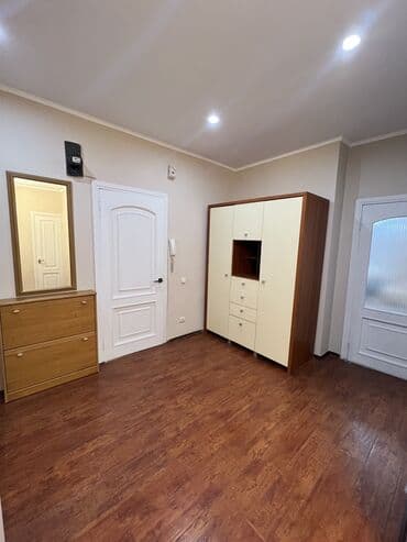 квартира в токмак: 3 комнаты, Собственник, Без подселения, С мебелью полностью — 8