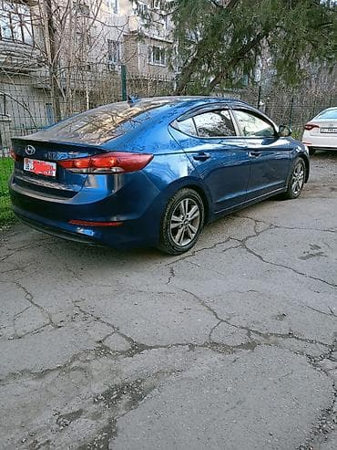 Продажа авто: Hyundai Elantra: 2017 г., 2 л, Автомат, Бензин, Седан — 2