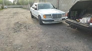 mers bar: Mercedes-Benz W124: 1988 г., Седан — 6