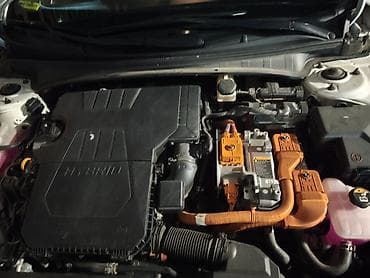 initial d: Hyundai Elantra: 2020 г., 1.6 л, Автомат, Гибрид, Седан — 2