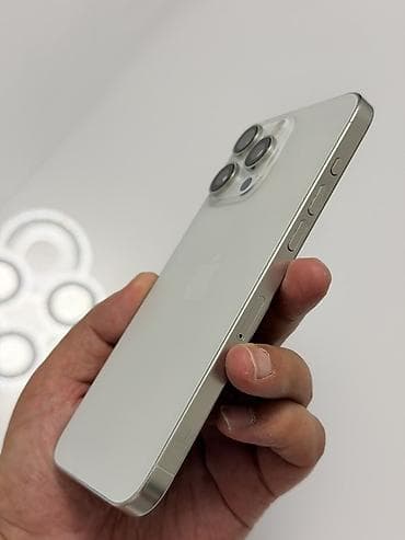 macbook pro 2017: IPhone 15 Pro Max, Б/у, 512 ГБ, Белый, Защитное стекло, Чехол, 94 % — 5