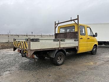 i bus: Mercedes-Benz Спринтер: 2000 г., 2.2 л, Механика, Дизель, Бус — 5