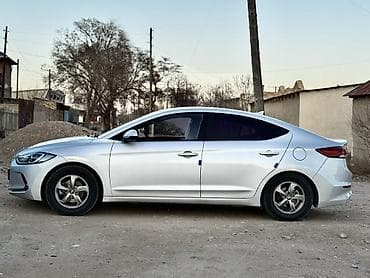 селика: Hyundai Avante: 2016 г., 1.6 л, Автомат, Газ, Седан — 2