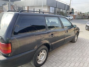 срочно срочно продам машину: Volkswagen Passat: 1995 г., 1.6 л, Механика, Бензин, Универсал — 13