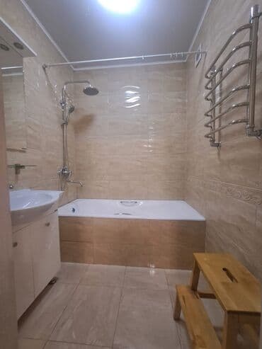 Батирди ижарага алам: 2 бөлмө, Менчик ээси, Чогуу жашоосу жок, Толугу менен эмереги бар — 6