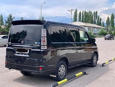 Транспорт: Honda Stepwgn: 2004 г., 2 л, Автомат, Газ, Минивэн — 3