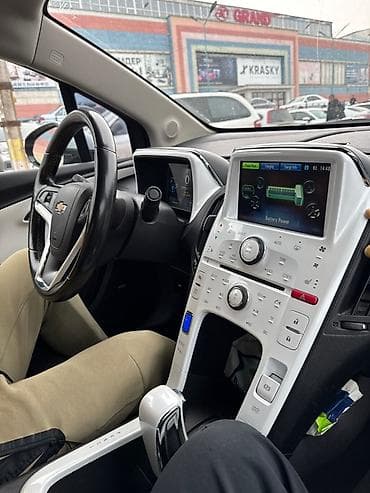 вольтмастер авто: Chevrolet Volt: 2011 г., 1.4 л, Автомат, Гибрид, Хэтчбэк — 3
