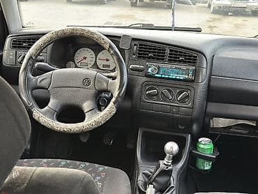 вольа: Volkswagen Golf: 1994 г., 1.8 л, Бензин, Хэтчбэк — 8