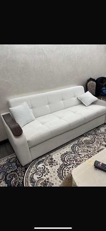 Прямой диван