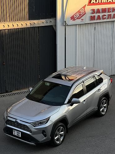Унаа: Toyota RAV4: 2020 г., 2.5 л, Вариатор, Гибрид, Кроссовер — 1