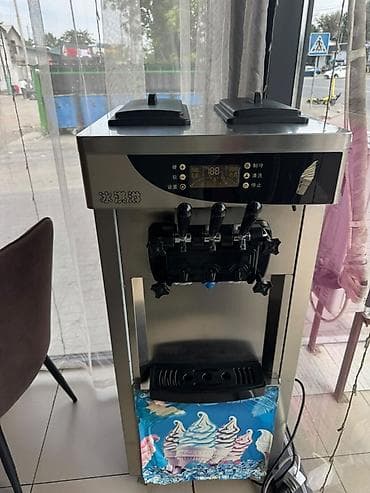 Профессиональный аппарат для мягкого мороженого (floor-standing) at lalafo.kg Профессиональный аппарат для мягкого мороженого (floor-standing)