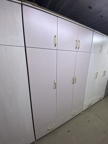 Инструменты: Шкаф трёх дверные 12000 доставка по городу бесплатно — 6