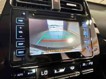 Продажа авто: Toyota Prius: 2018 г., 1.8 л, Автомат, Гибрид, Хэтчбэк — 6