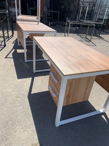 офисные столы бу: Офисный стол с тумбой в наличии и на заказ — 4