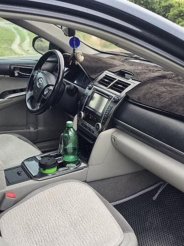 prius plus: Toyota Camry: 2013 г., 2.5 л, Вариатор, Гибрид, Седан — 4