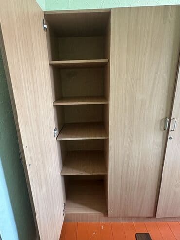 старинный шкаф для одежды: Кийим салуучу шкаф, Колдонулган, Түз, Жыгач — 2