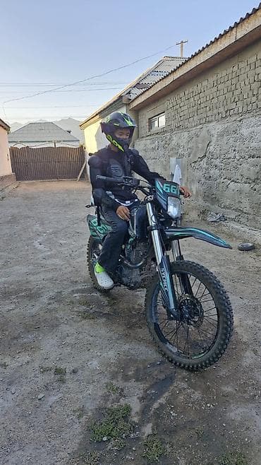 самурай пластик: Эндуро Suzuki, 350 куб. см, Бензин, Взрослый, Новый — 4