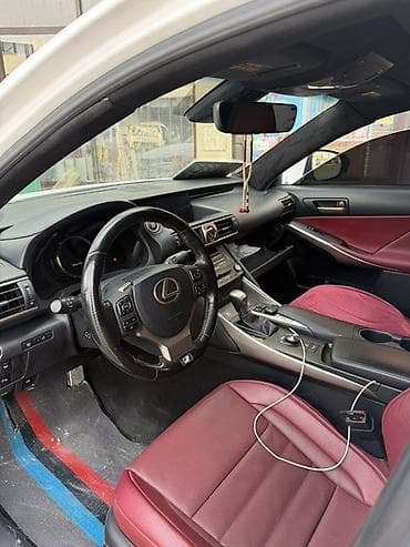 клима: Lexus IS: 2019 г., 3.5 л, Автомат, Бензин, Седан — 3