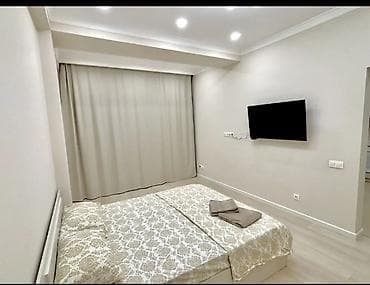 2 х спальная кровать: Посуточная квартира ванные принадлежности парковка телевизор домофон — 1