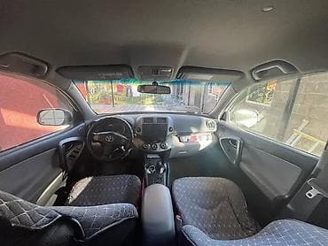 дизельный авто: Toyota RAV4: 2010 г., 2.5 л, Автомат, Бензин — 8