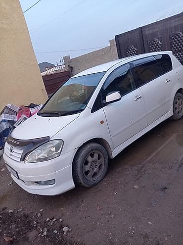 Toyota: Toyota Ipsum: 2003 г., 2.4 л, Автомат, Бензин, Минивэн — 1