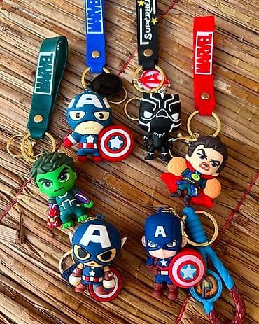 футболки супергероев: Брелоки-подвески в стиле супергероев - Яркие 3D-брелоки с — 1