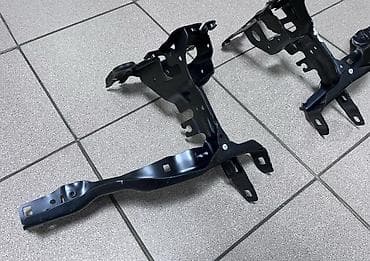 Автозапчасти: Крепление фары BMW G30 X5 G05 X6 G06 X7 G07 Кронштейн фары бмв Г30 — 2