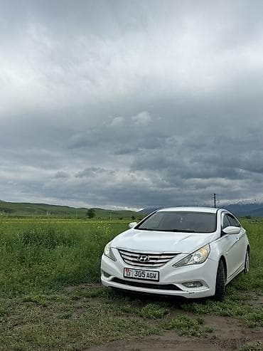 Hyundai Sonata: 2010 г., 2 л, Автомат, Газ, Седан at lalafo.kg Hyundai Sonata: 2010 г., 2 л, Автомат, Газ, Седан