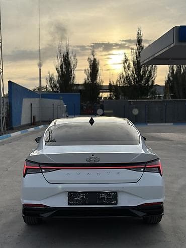 2020: Hyundai Avante: 2020 г., 1.6 л, Вариатор, Бензин, Седан — 5