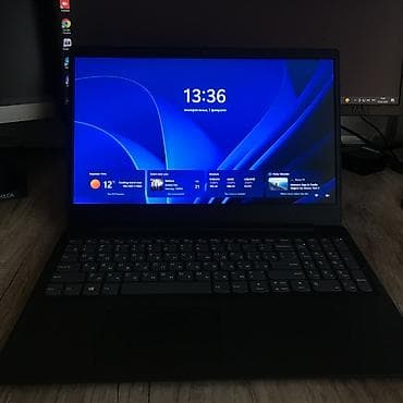 ipad 8 generation: Ноутбук, Lenovo, 8 ГБ ОЗУ, Intel Core i3, 15.6 ", Б/у, Для несложных задач, память HDD + SSD — 7